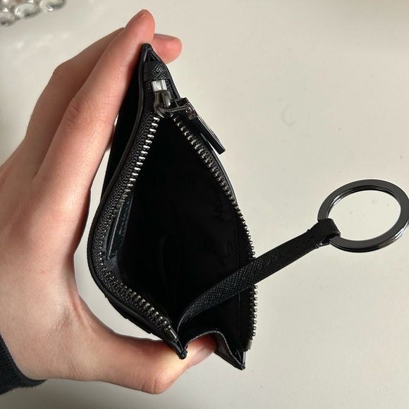 DKNY wallet - Picture 3 of 3